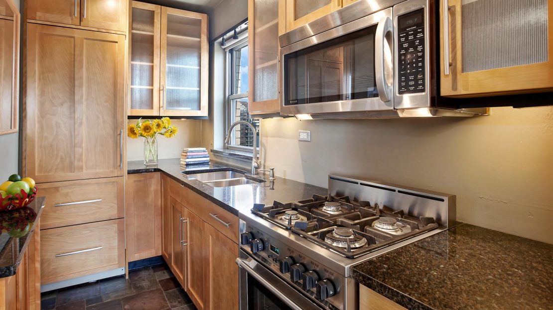 175 West 13th Street, 15-B, photo 3